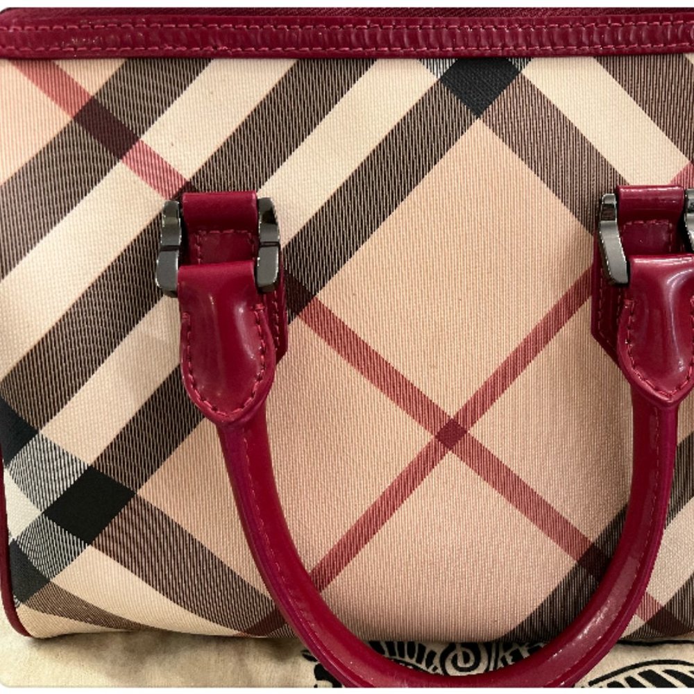 BURBERRY Nova Check Chester Bowling Bag Raspberry Sorbet - Picture 2 of 5